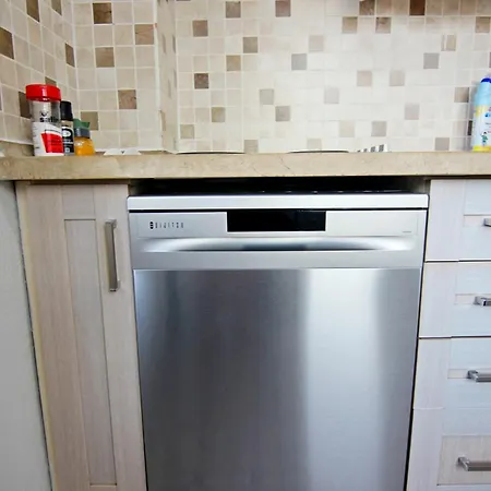 Apartment Ozkan - Center Fully Furnished 50mbps Wifi Netflix