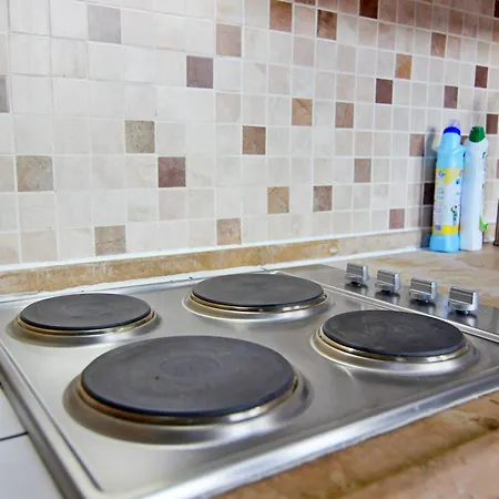 Ozkan - Center Fully Furnished 50mbps Wifi Netflix Apartment *